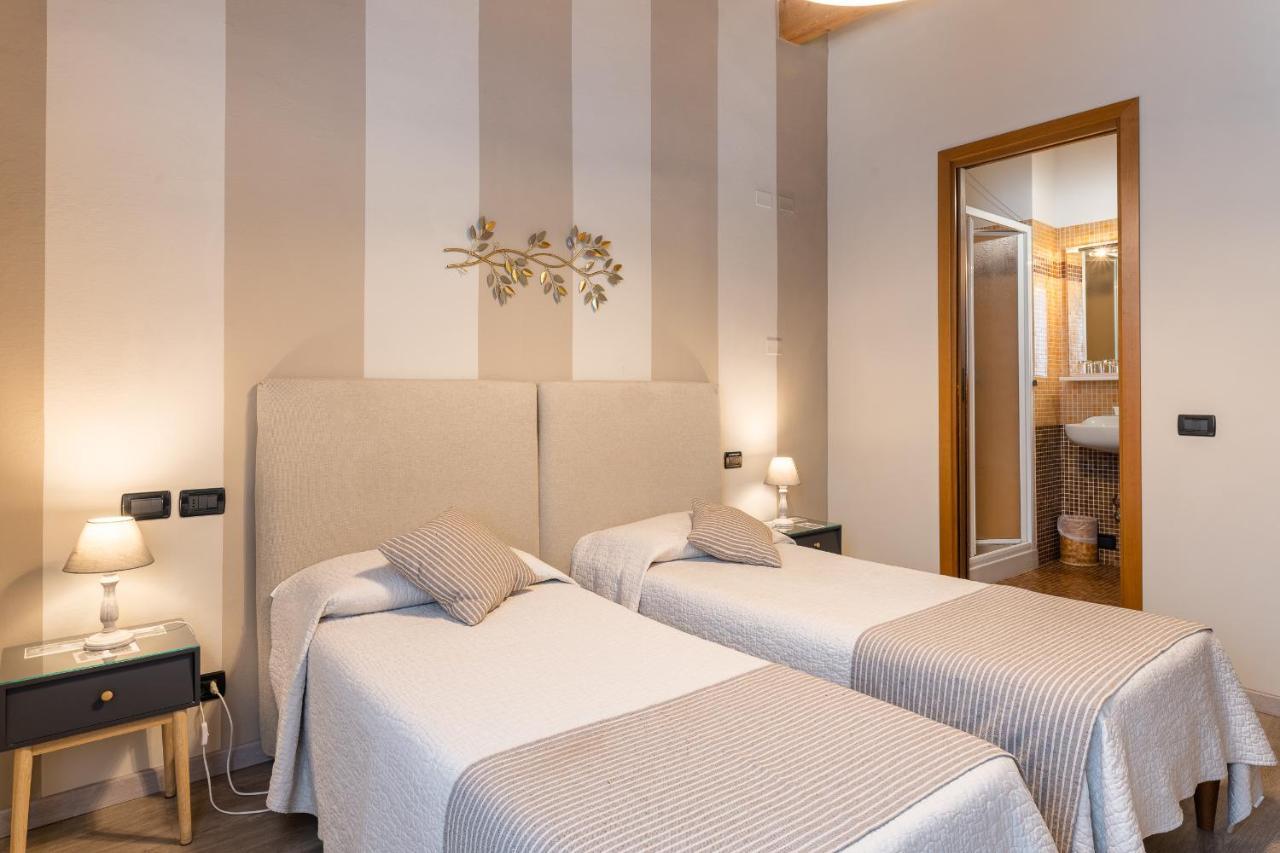 Stella Hotel Lucca Bagian luar foto